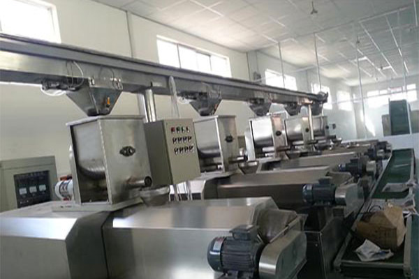 Puffed food machine